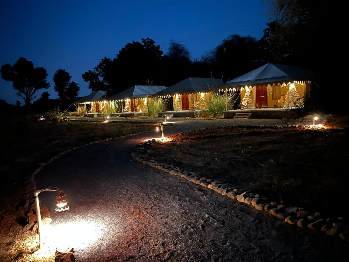 Luxury tent Dera Jawai - Safari In Jawai Bandh Bijapur (Rajasthan)