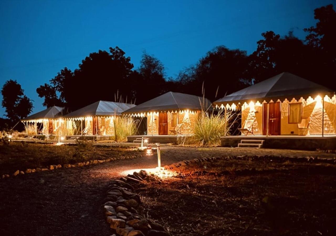 Luxury tent Dera Jawai - Safari In Jawai Bandh