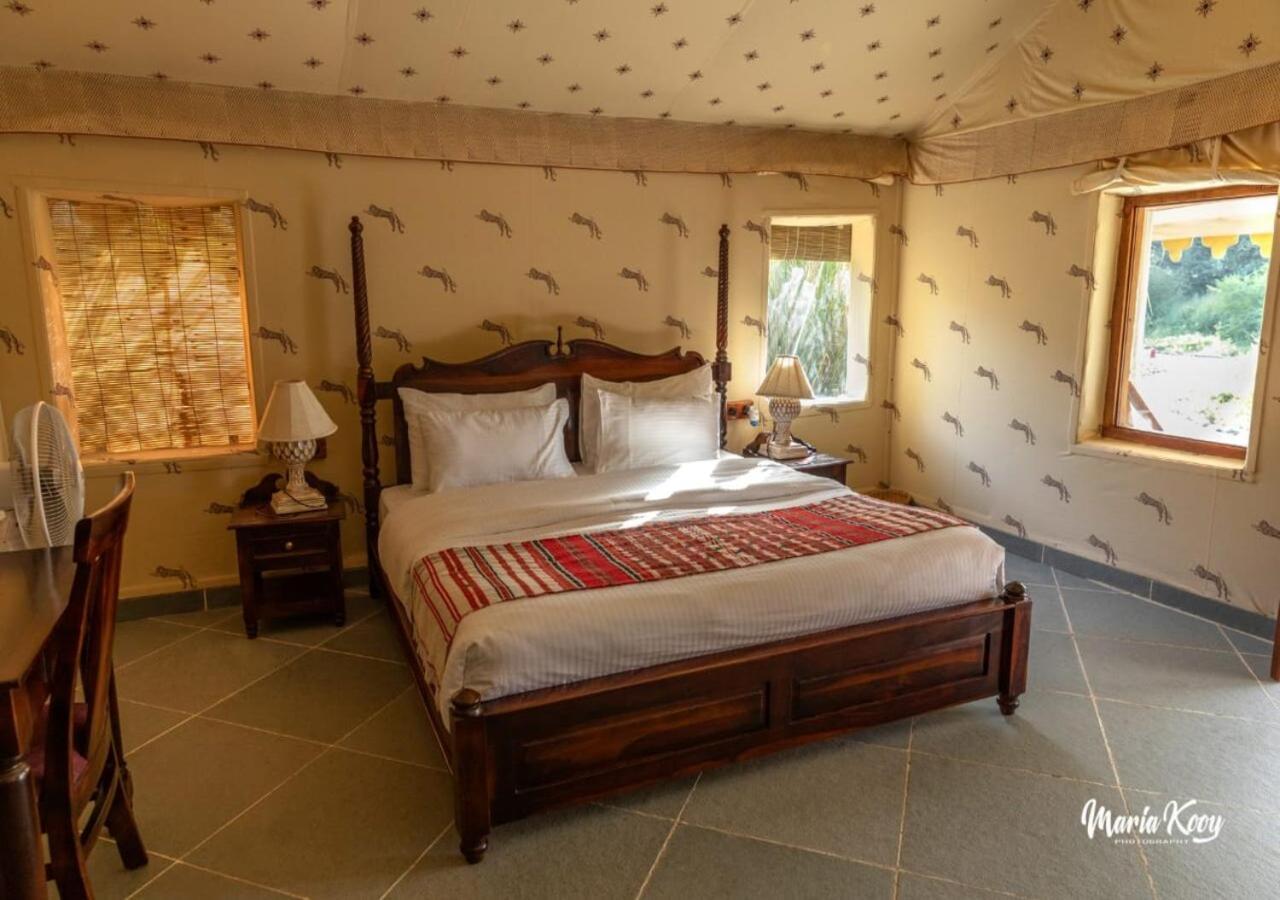 Luxury tent Dera Jawai - Safari In Jawai Bandh *