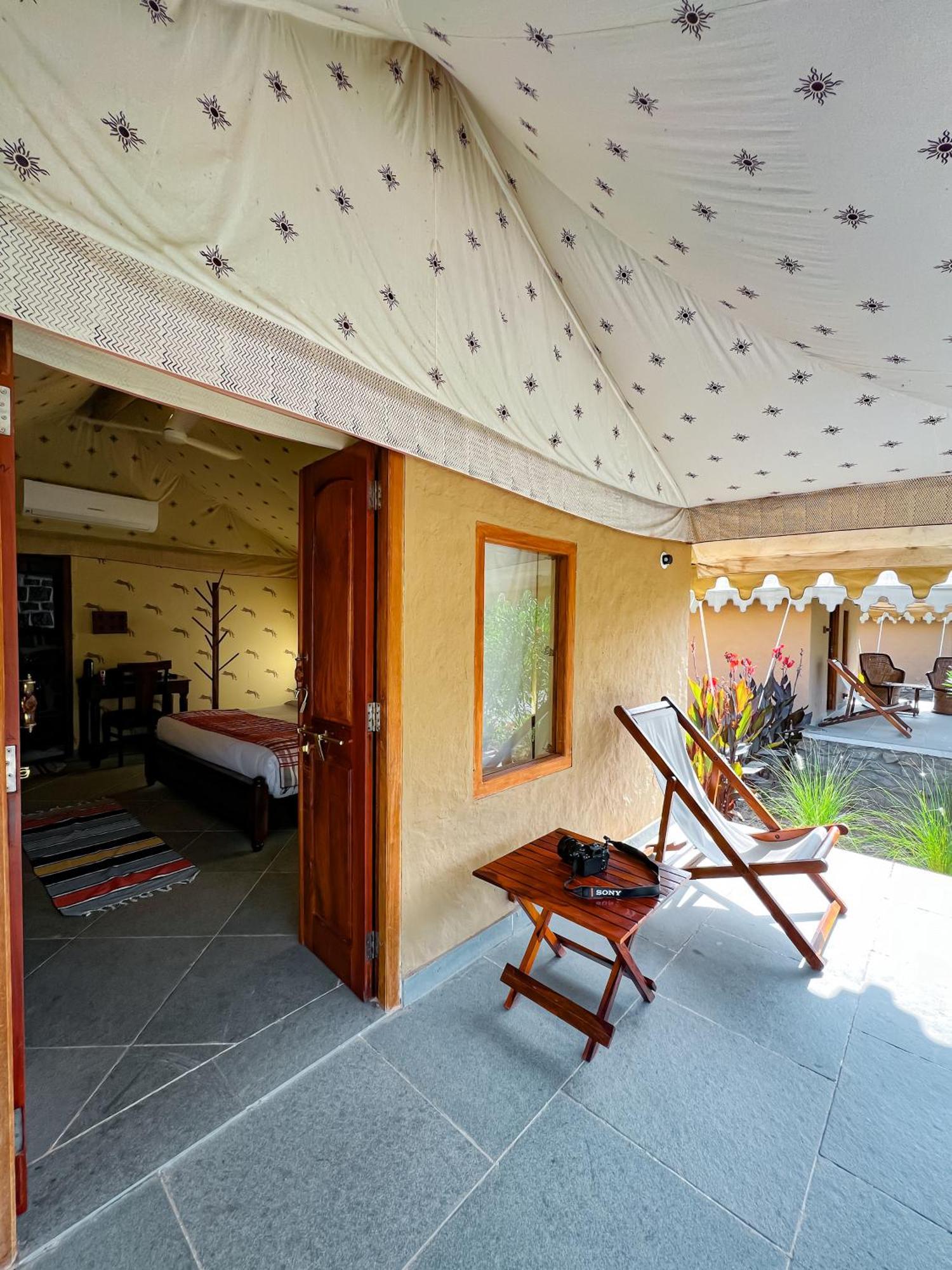 Dera Jawai - Safari In Jawai Bandh *