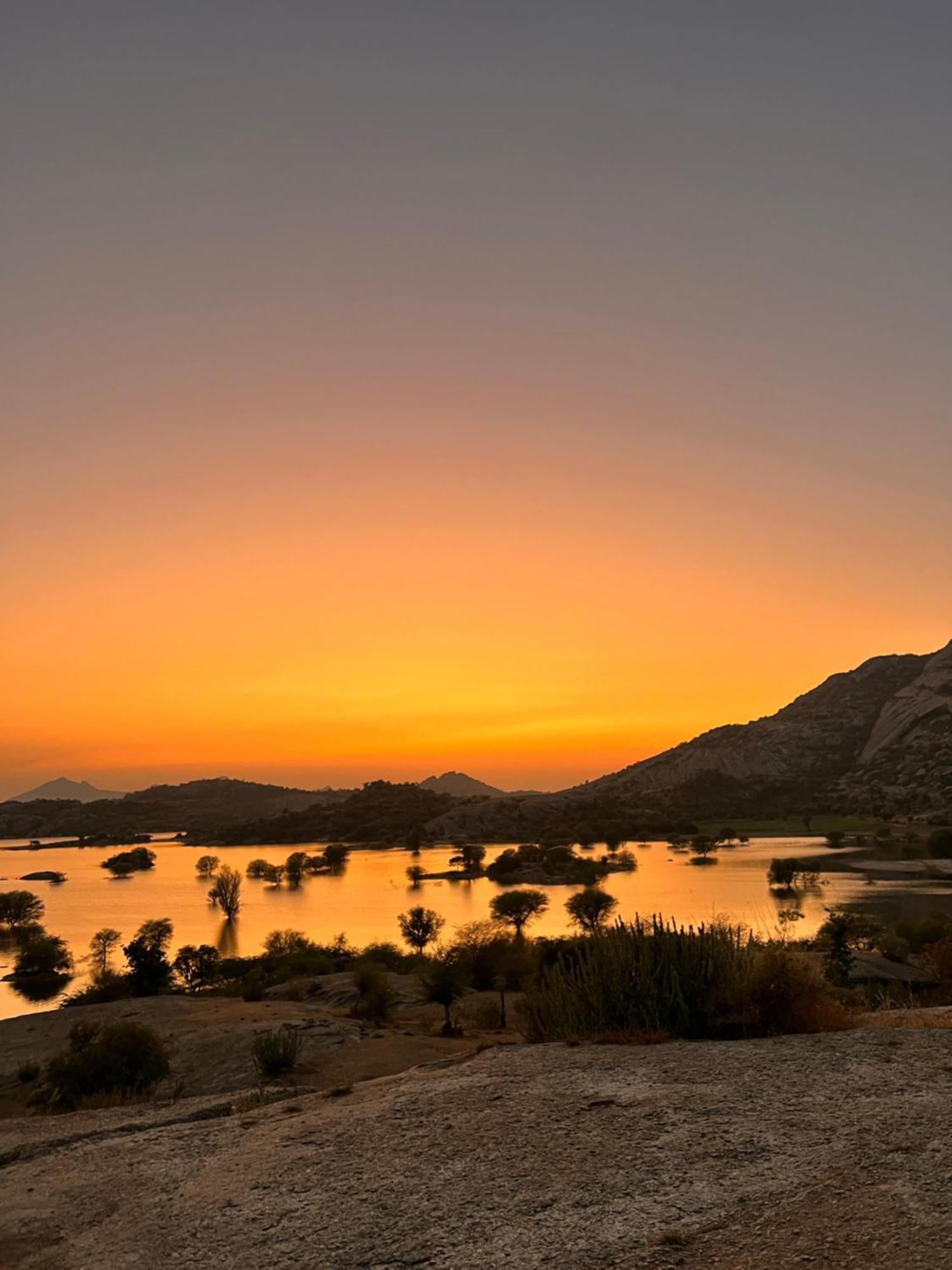 Dera Jawai - Safari In Jawai Bandh *