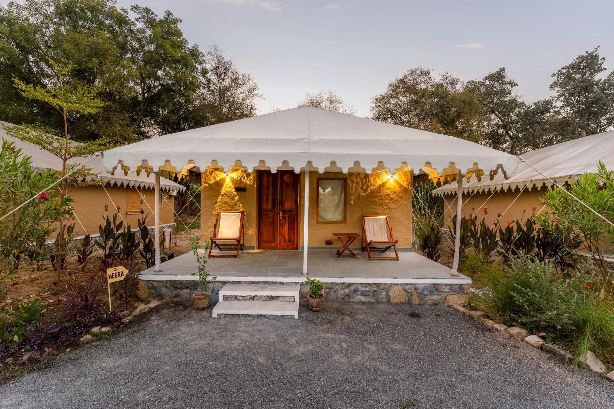 Dera Jawai - Safari In Jawai Bandh Luxury tent *