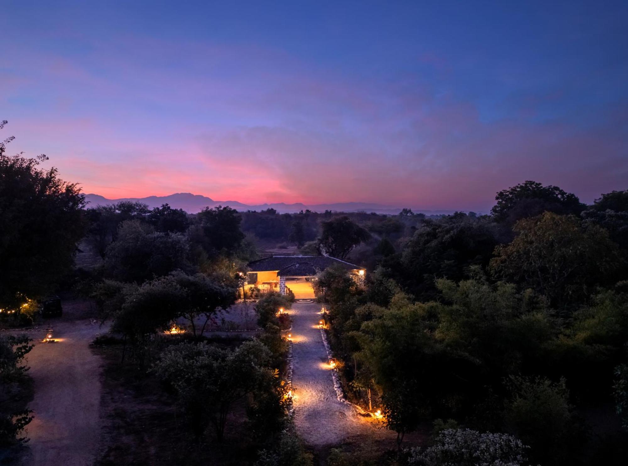 Luxury tent Dera Jawai - Safari In Jawai Bandh Bijapur (Rajasthan)