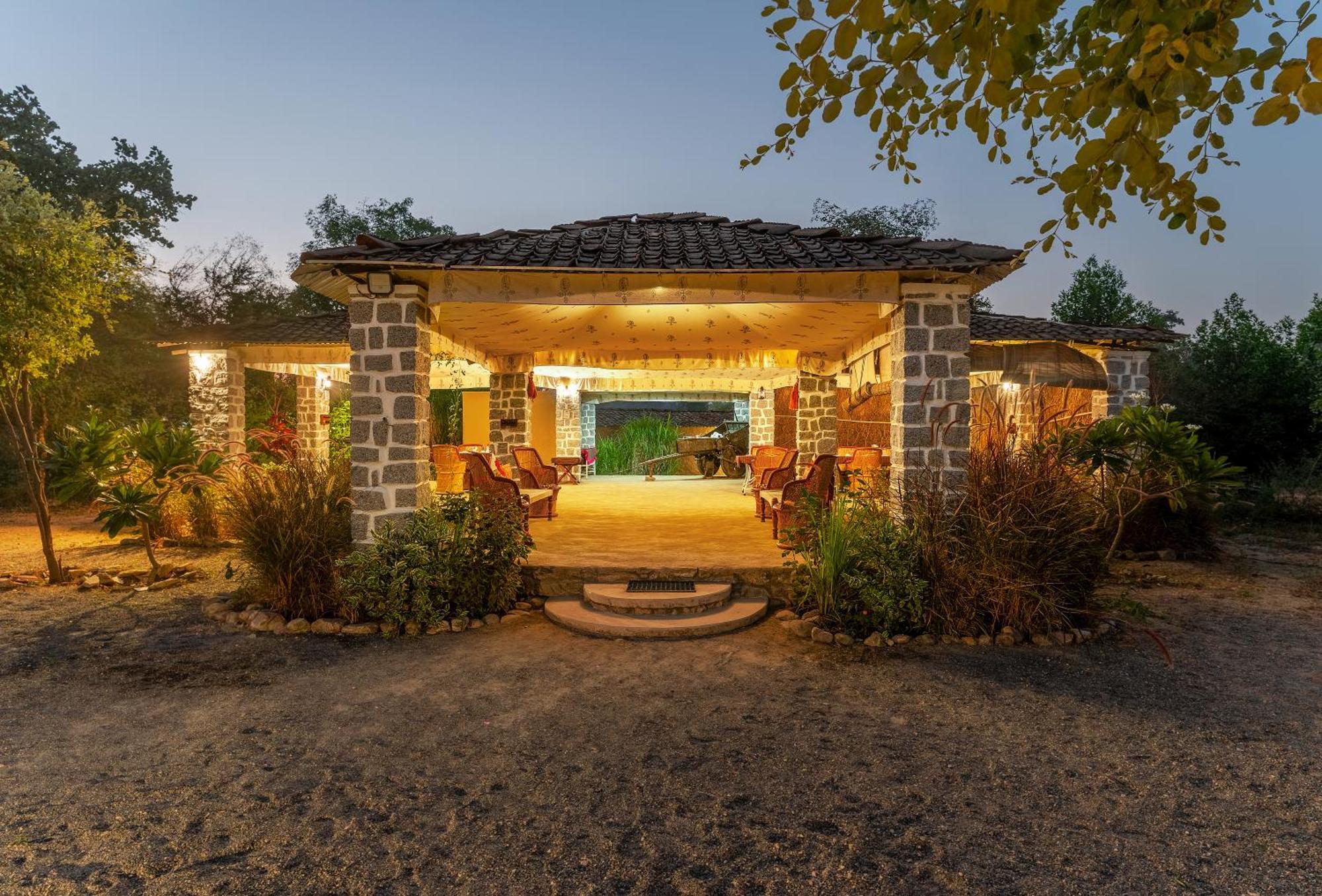 Dera Jawai - Safari In Jawai Bandh Luxury tent