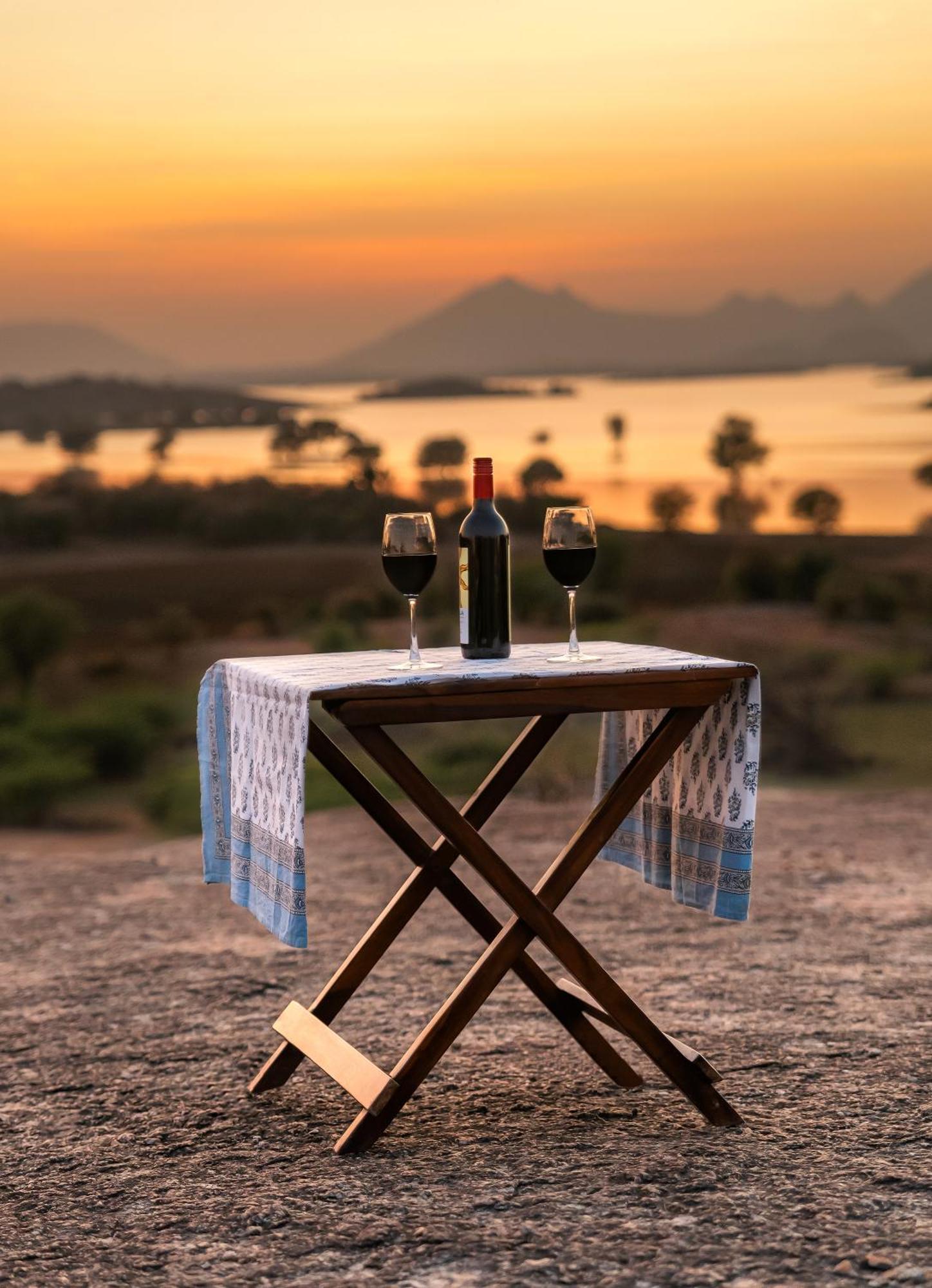 Dera Jawai - Safari In Jawai Bandh *