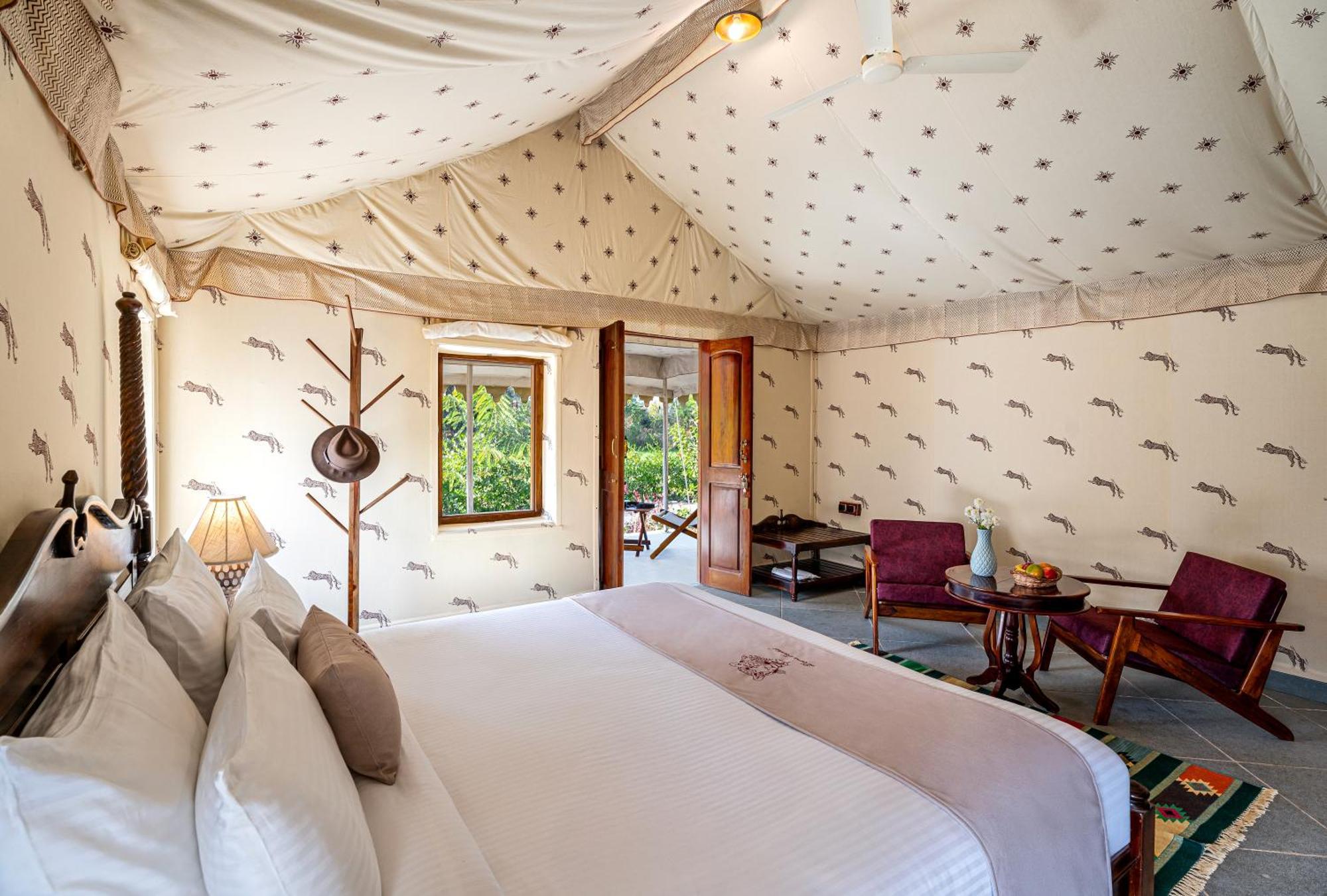 Dera Jawai - Safari In Jawai Bandh Luxury tent Bijapur (Rajasthan)
