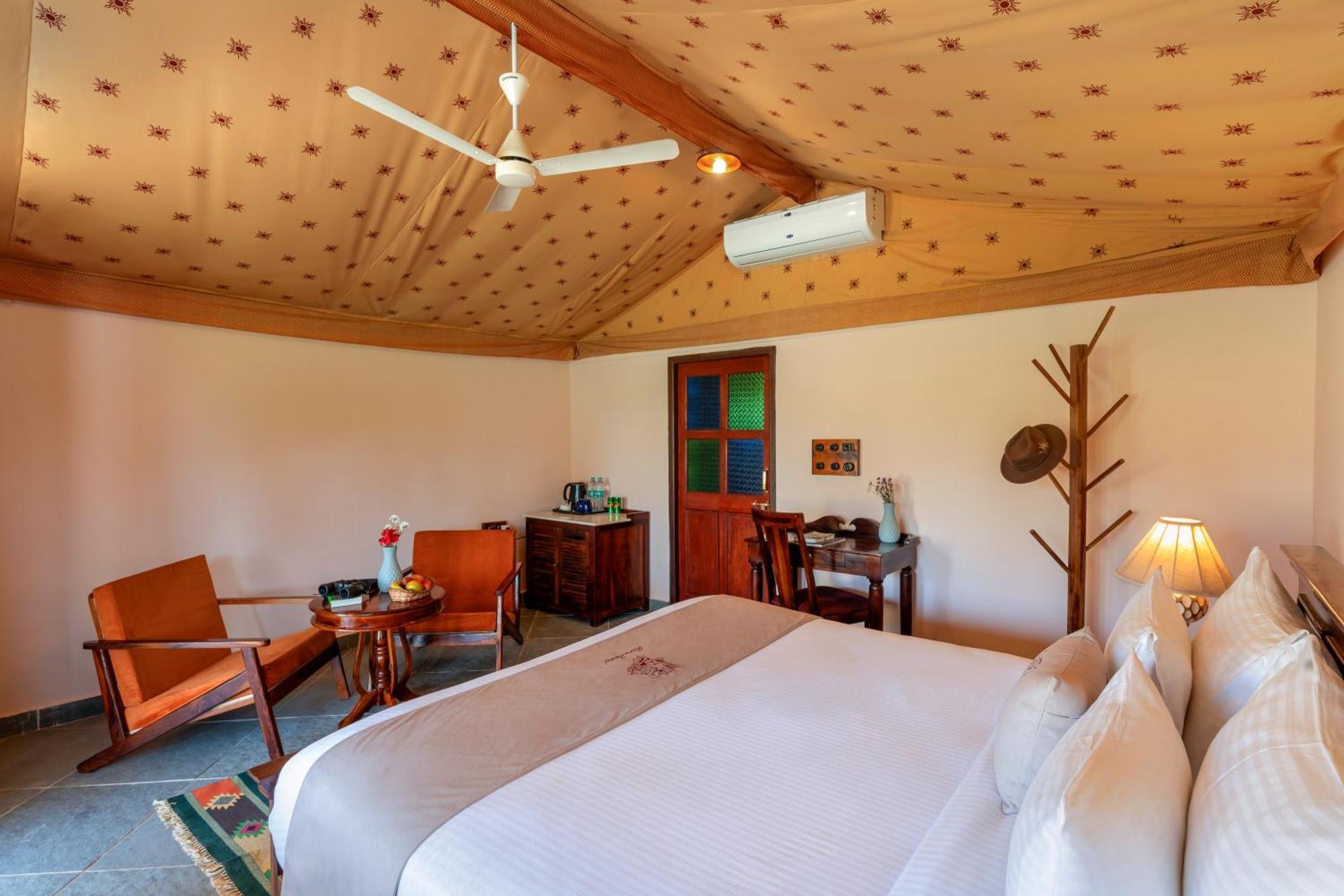 Dera Jawai - Safari In Jawai Bandh Luxury tent Bijapur (Rajasthan)
